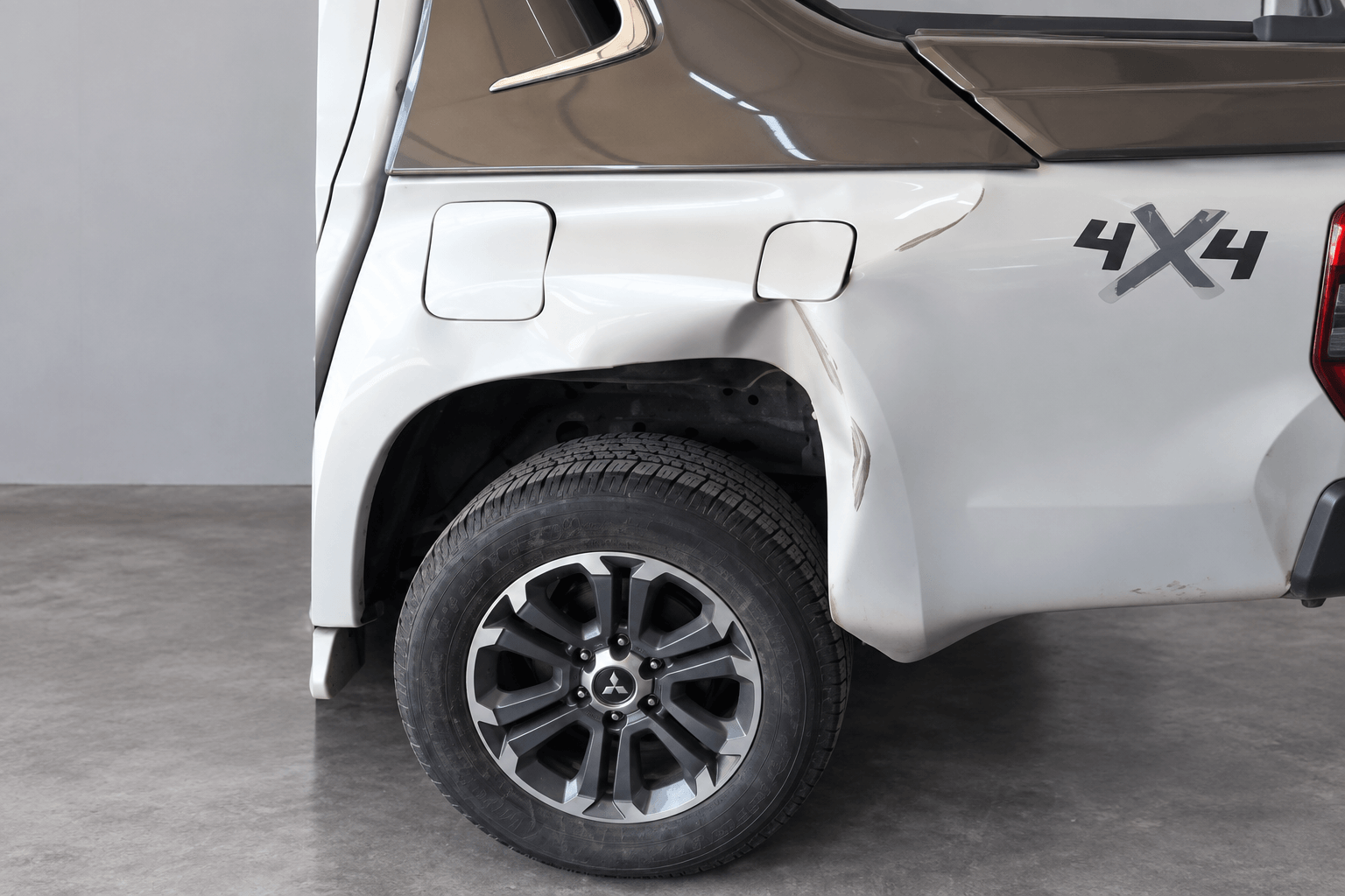 Mitsubishi L200 onarım öncesi